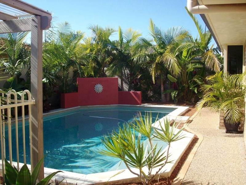 16 WALSH STREET, Redcliffe QLD 4020