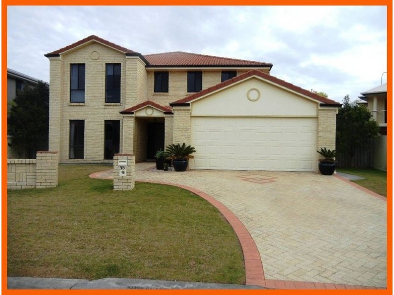 33 AURORA PLACE, Newport QLD 4020