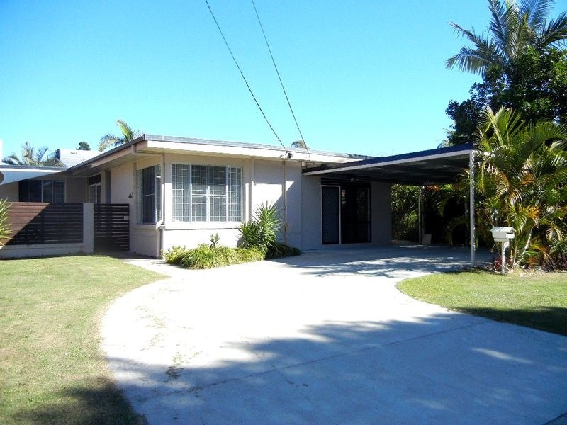 15 HIBISCUS AVENUE, Redcliffe QLD 4020