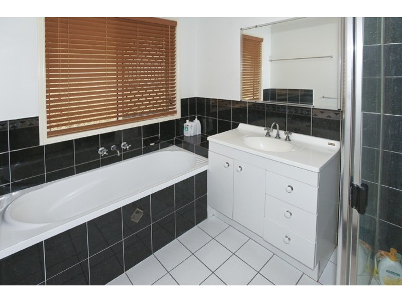 CORNER BLOCK, North Lakes QLD 4509