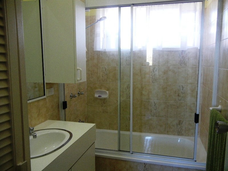 3/139 PRINCE EDWARD PARADE, Scarborough QLD 4020
