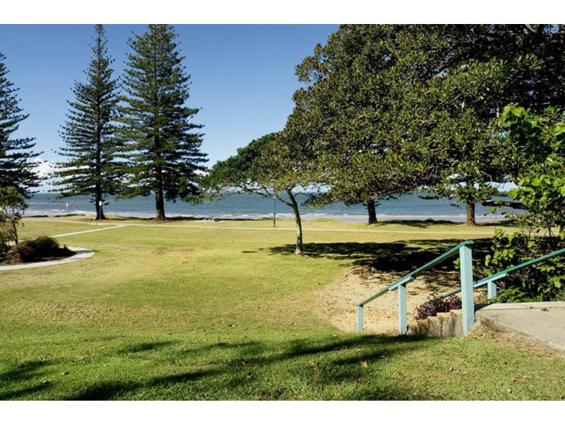 3/139 PRINCE EDWARD PARADE, Scarborough QLD 4020