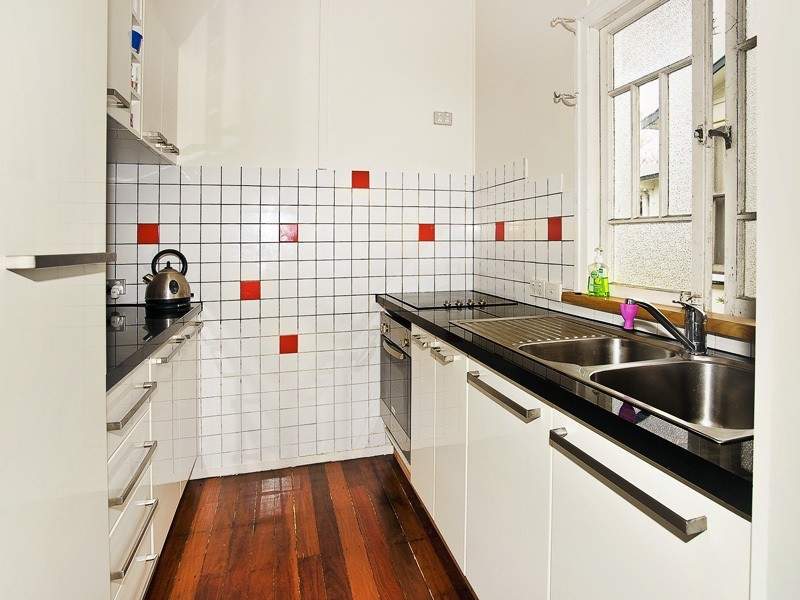 56 ELLEN STREET, Woody Point QLD 4019