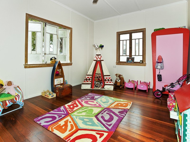 56 ELLEN STREET, Woody Point QLD 4019