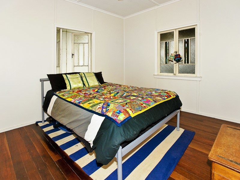 56 ELLEN STREET, Woody Point QLD 4019