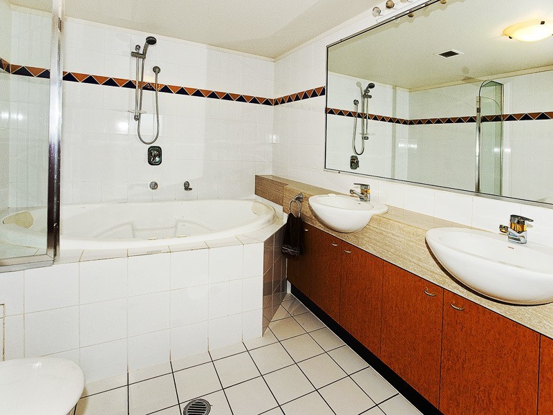 22/94-98 PRINCE EDWARD PARADE, Redcliffe QLD 4020