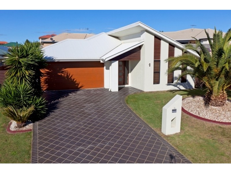 15  TUDAR PLACE, Thornlands QLD 4164