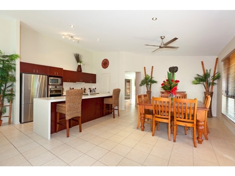 15  TUDAR PLACE, Thornlands QLD 4164
