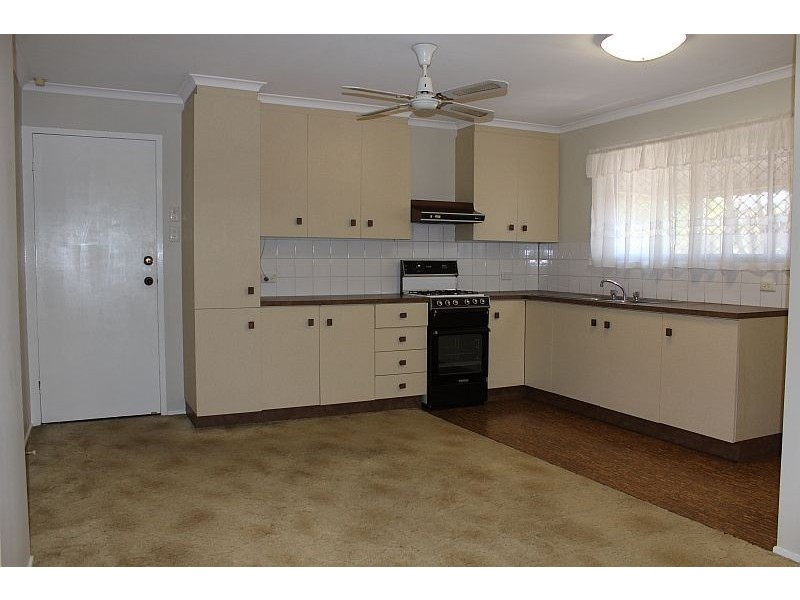 2/4 SIMON STREET, Deception Bay QLD 4508