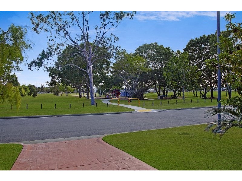 28 Arkaba Street, Mount Louisa QLD 4814