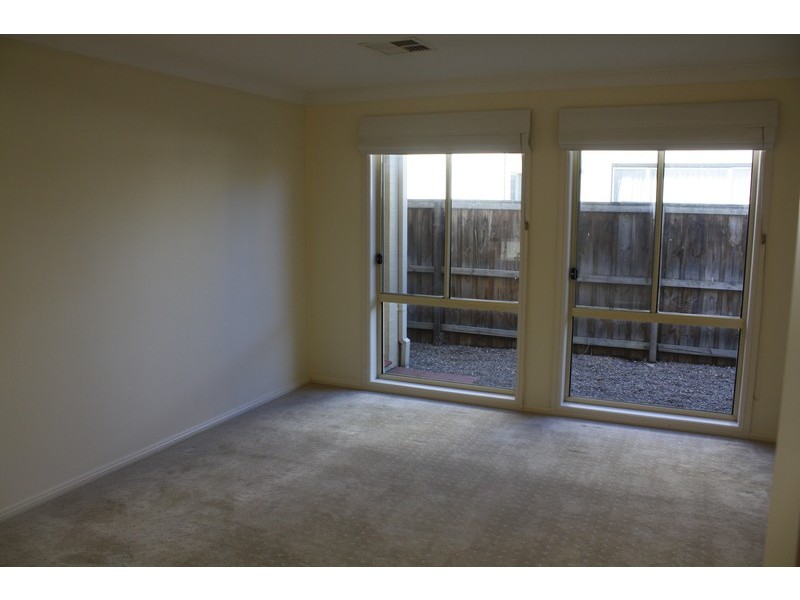 14 Milcroft Way, Beaumont Hills NSW 2155