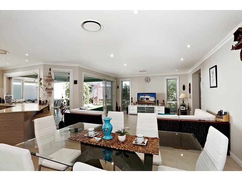 19 Lavender Ave, Kellyville NSW 2155