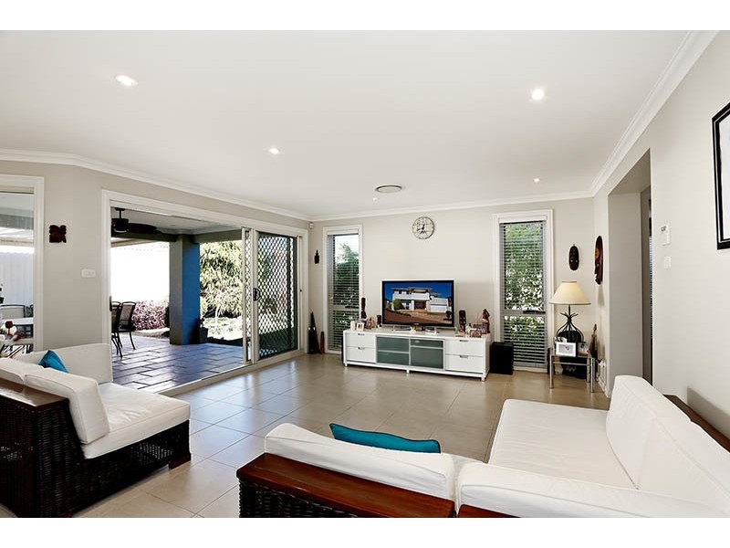 19 Lavender Ave, Kellyville NSW 2155