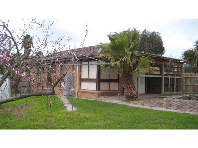 17 Mimosa Crescent, Churchill VIC 3842