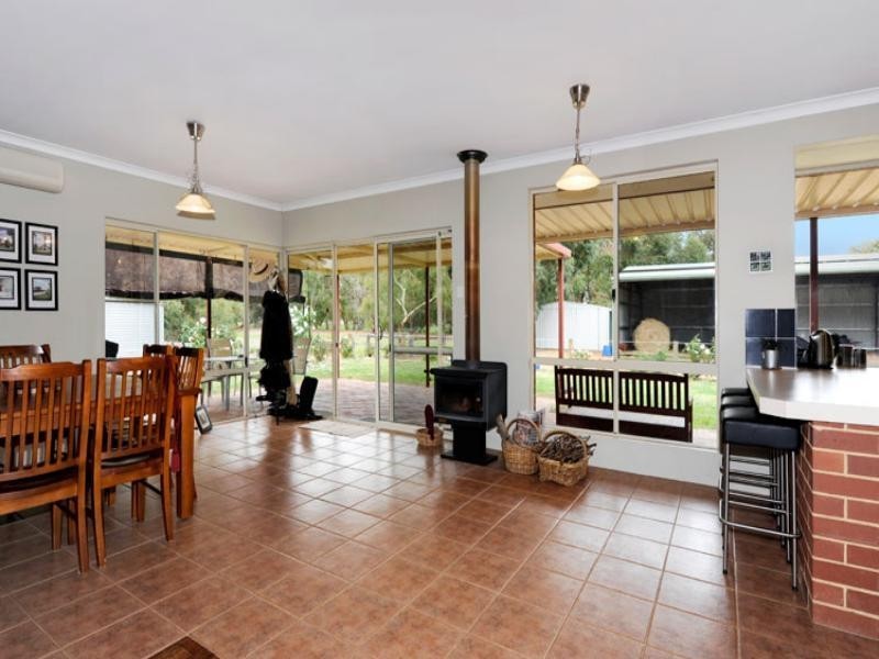 177 Salmon Bark Road, Serpentine WA 6125