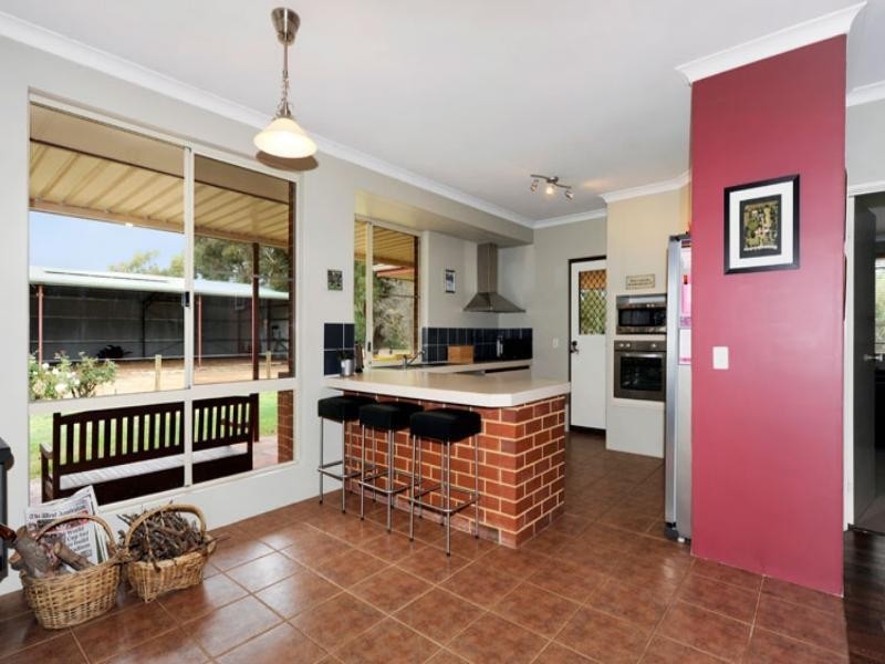 177 Salmon Bark Road, Serpentine WA 6125