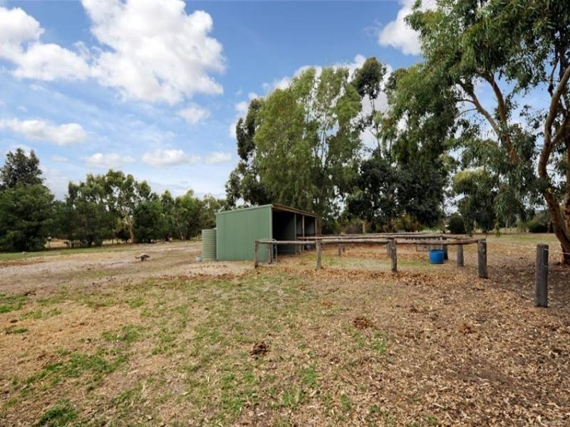 177 Salmon Bark Road, Serpentine WA 6125