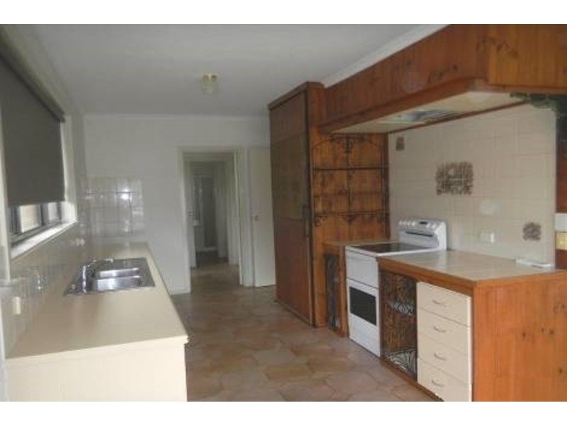 14 McDonald Drive, Winchelsea VIC 3241