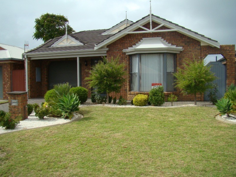 19 Matthew Flinders Drive, Encounter Bay SA 5211