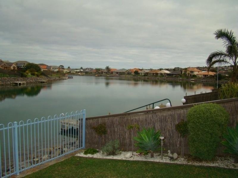 19 Matthew Flinders Drive, Encounter Bay SA 5211