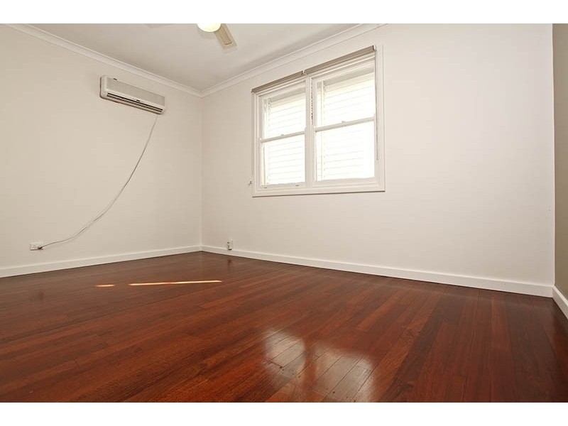 9 Sproxton Way, Embleton WA 6062