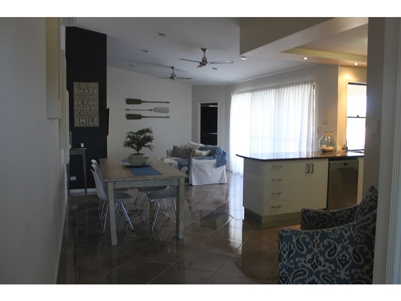 22 Hangan Street, Bucasia QLD 4750