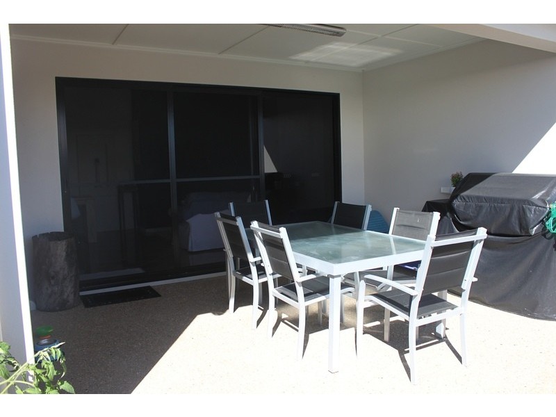 22 Hangan Street, Bucasia QLD 4750