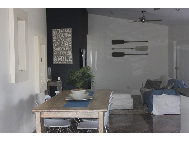 22 Hangan Street, Bucasia QLD 4750