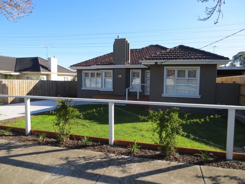 29 Norwood St, Albion VIC 3020