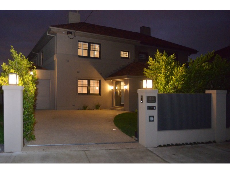 44  Beacon Road, Port Melbourne VIC 3207