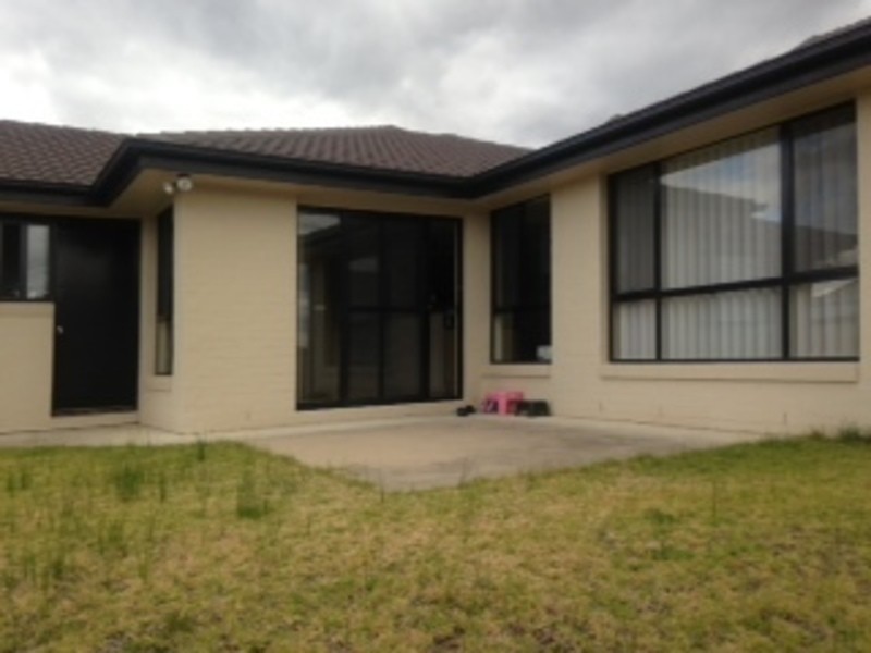 24 Hardy Crescent, Mudgee NSW 2850