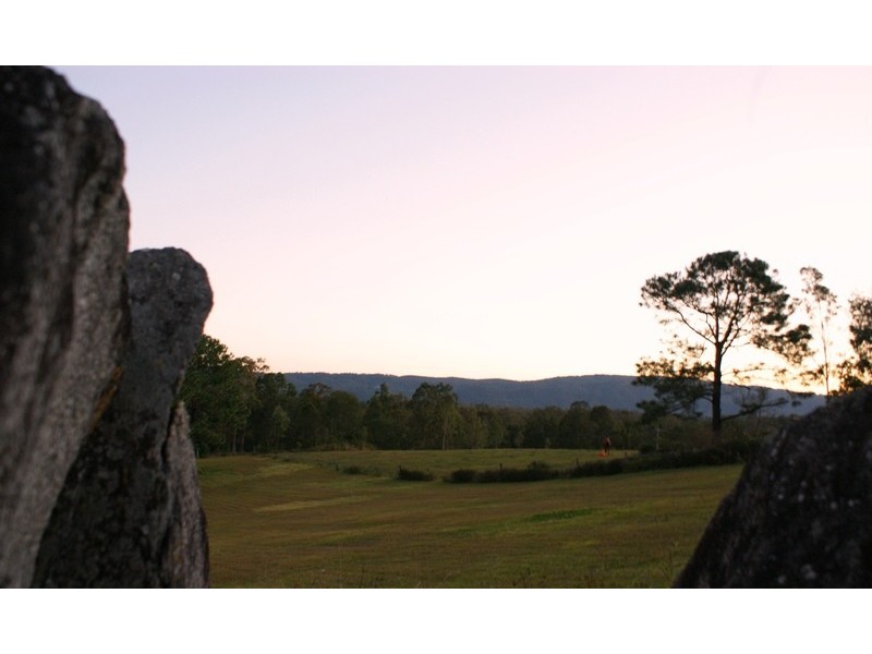 213 Gibbons Rd, Samford Valley QLD 4520