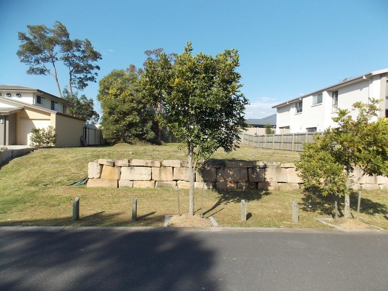 27 Senden Crescent, Manly West QLD 4179