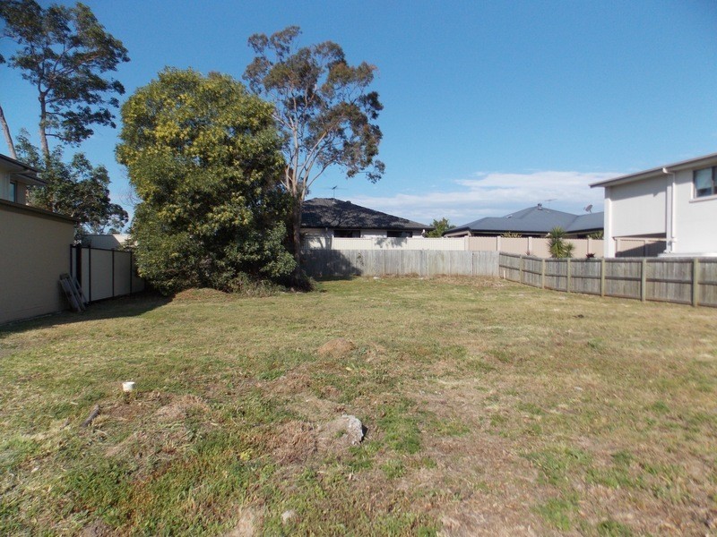 27 Senden Crescent, Manly West QLD 4179