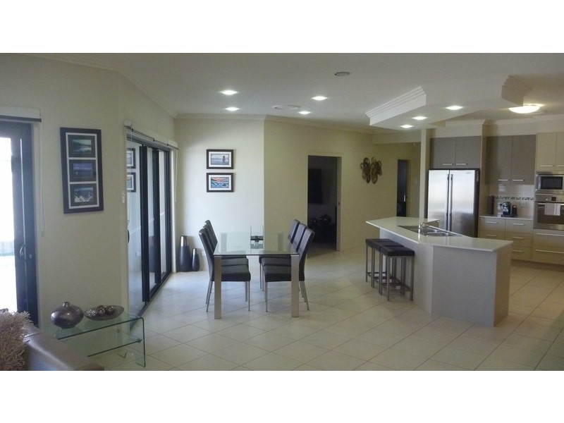 North Lakes QLD 4509