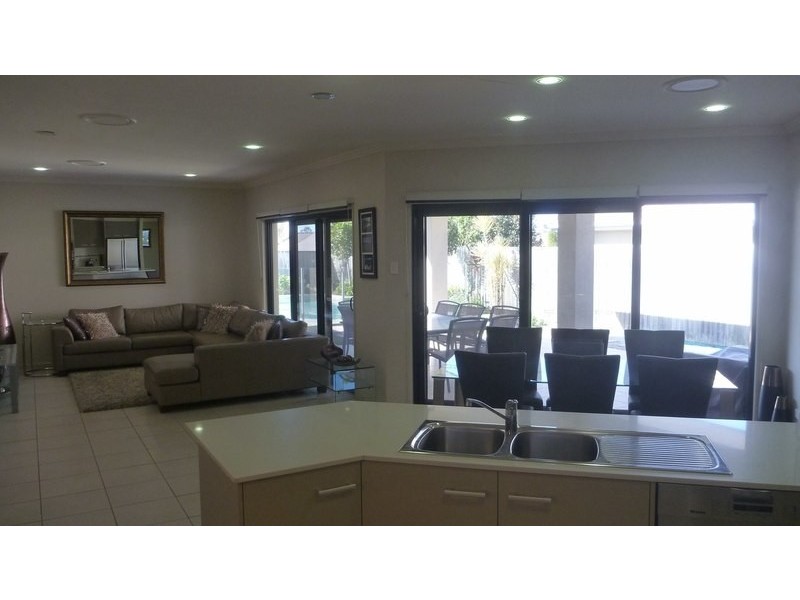 North Lakes QLD 4509