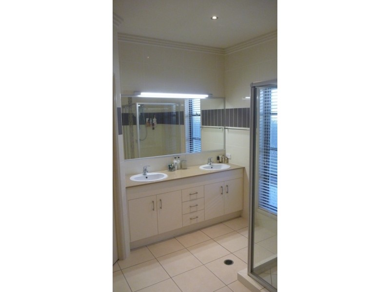 North Lakes QLD 4509