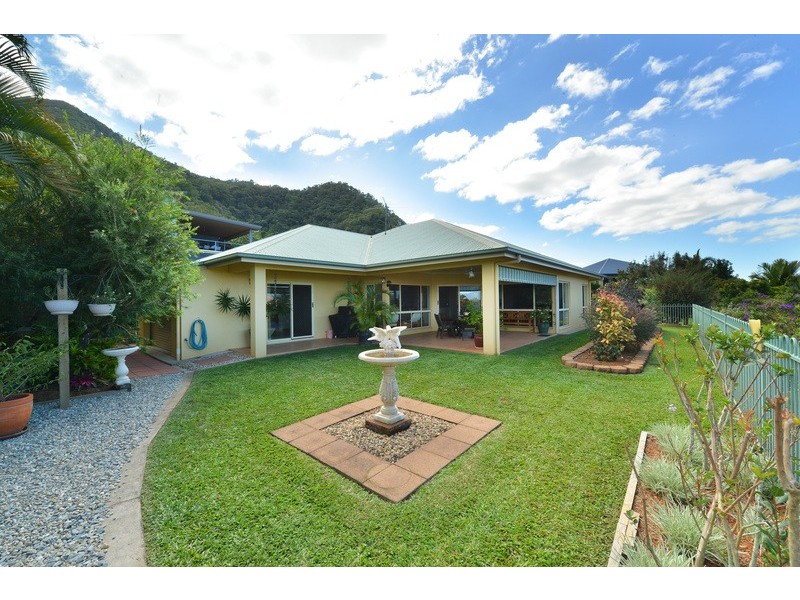 13 Red Gum Close, Mount Sheridan QLD 4868