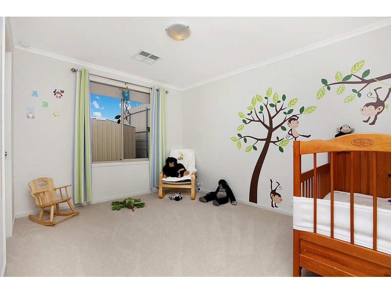 21 Beachport Rd, Seaford Rise SA 5169