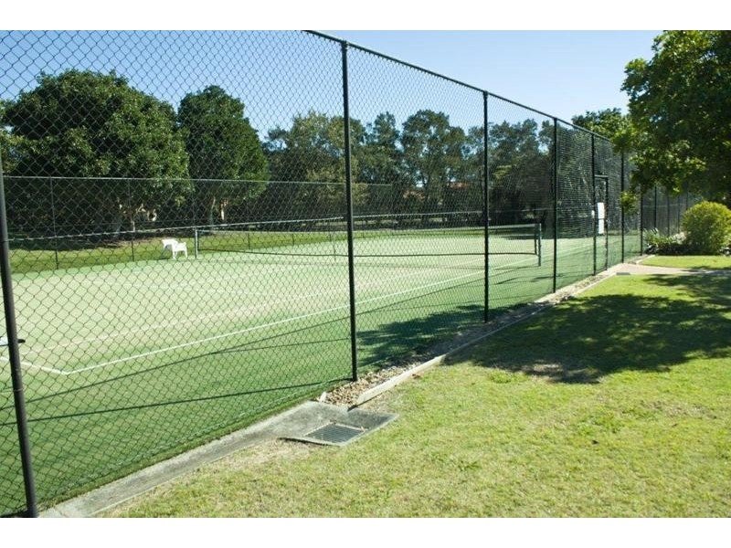 8107 Magnolia Gardens Court, Hope Island QLD 4212