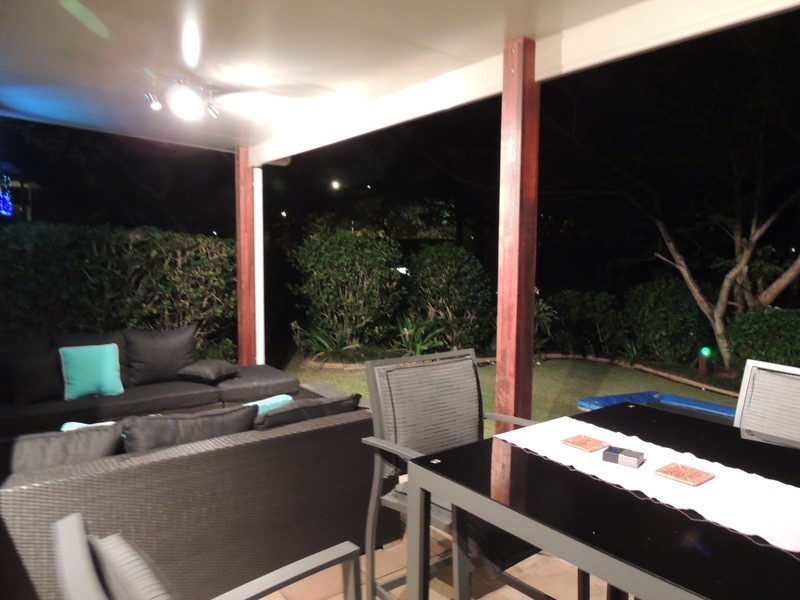 8107 Magnolia Gardens Court, Hope Island QLD 4212