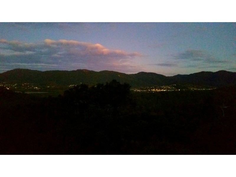 32 Parkland Drive, Cannonvale QLD 4802