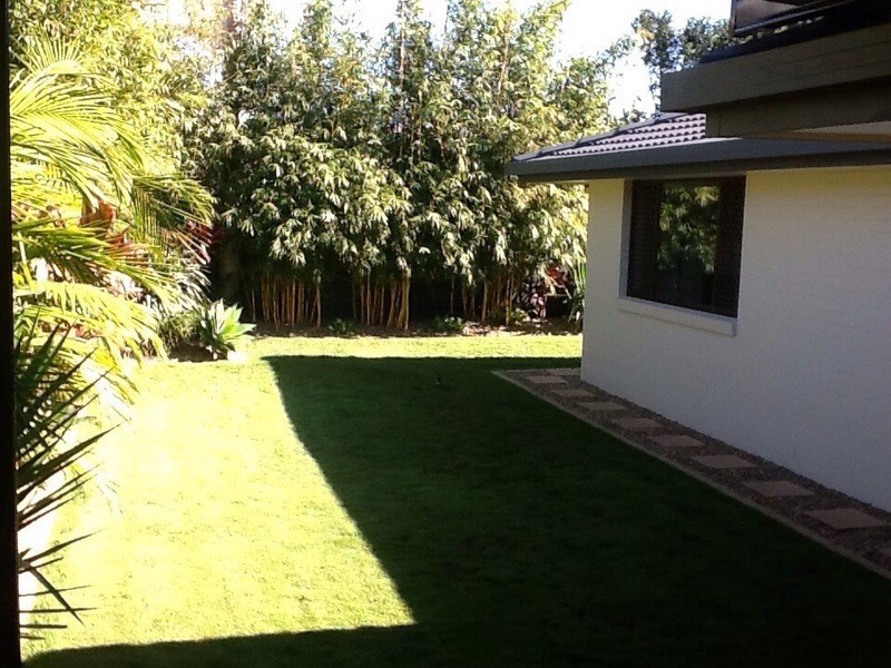 7 JOAN ST, Burleigh Waters QLD 4220