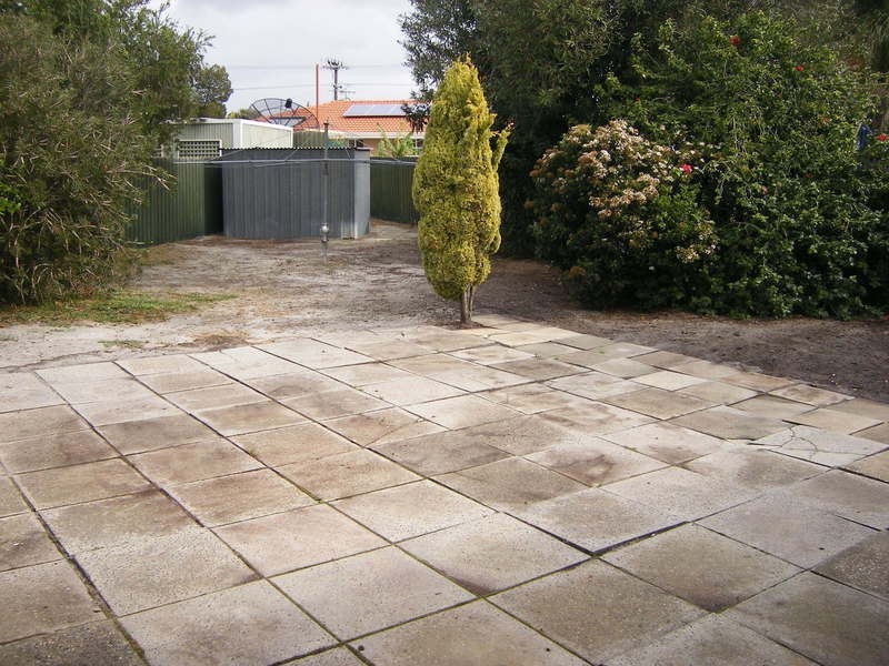 5 Frome Place, Lynwood WA 6147