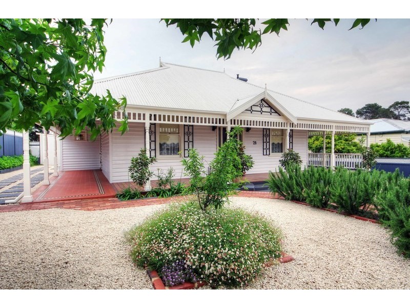 28 Venn St, Collie WA 6225