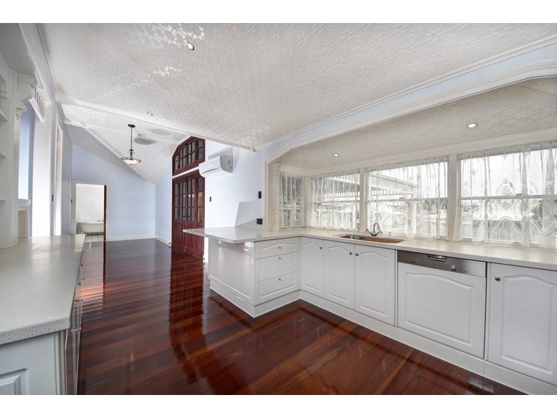 28 Venn St, Collie WA 6225