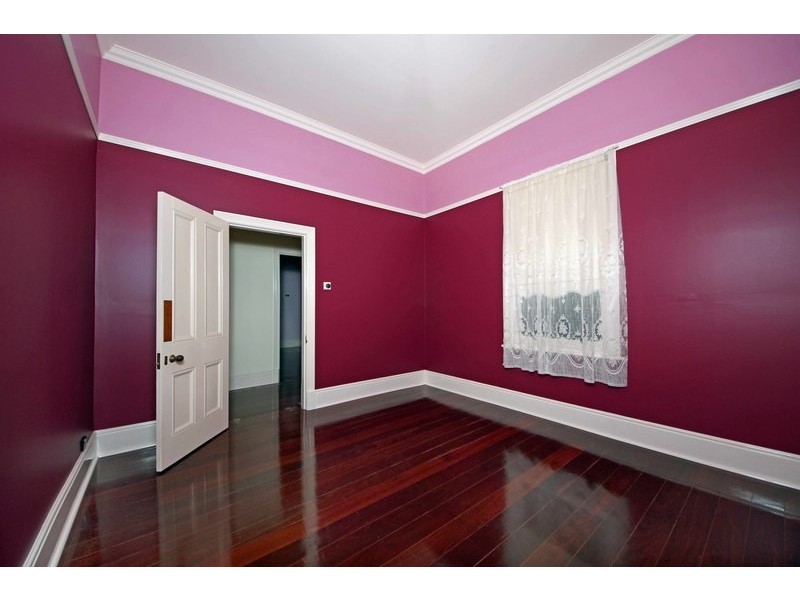 28 Venn St, Collie WA 6225