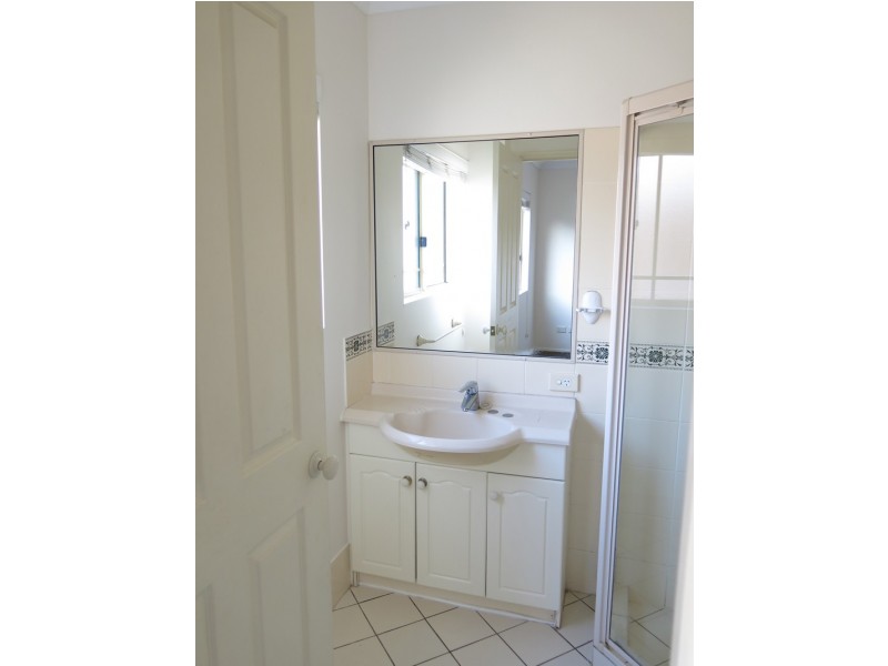 27/53 Bauer Street, Southport QLD 4215