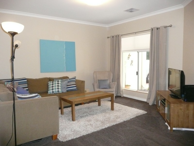 7 McGlew Road, Glen Forrest WA 6071