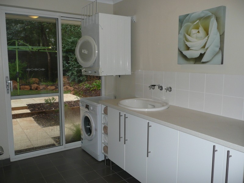 7 McGlew Road, Glen Forrest WA 6071